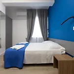 Suemy Oda ve Kahvaltı Roma