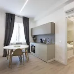 Suemy Oda ve Kahvaltı